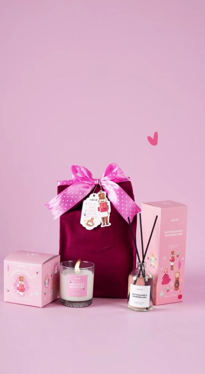 Sniff Sniff Christmas Package