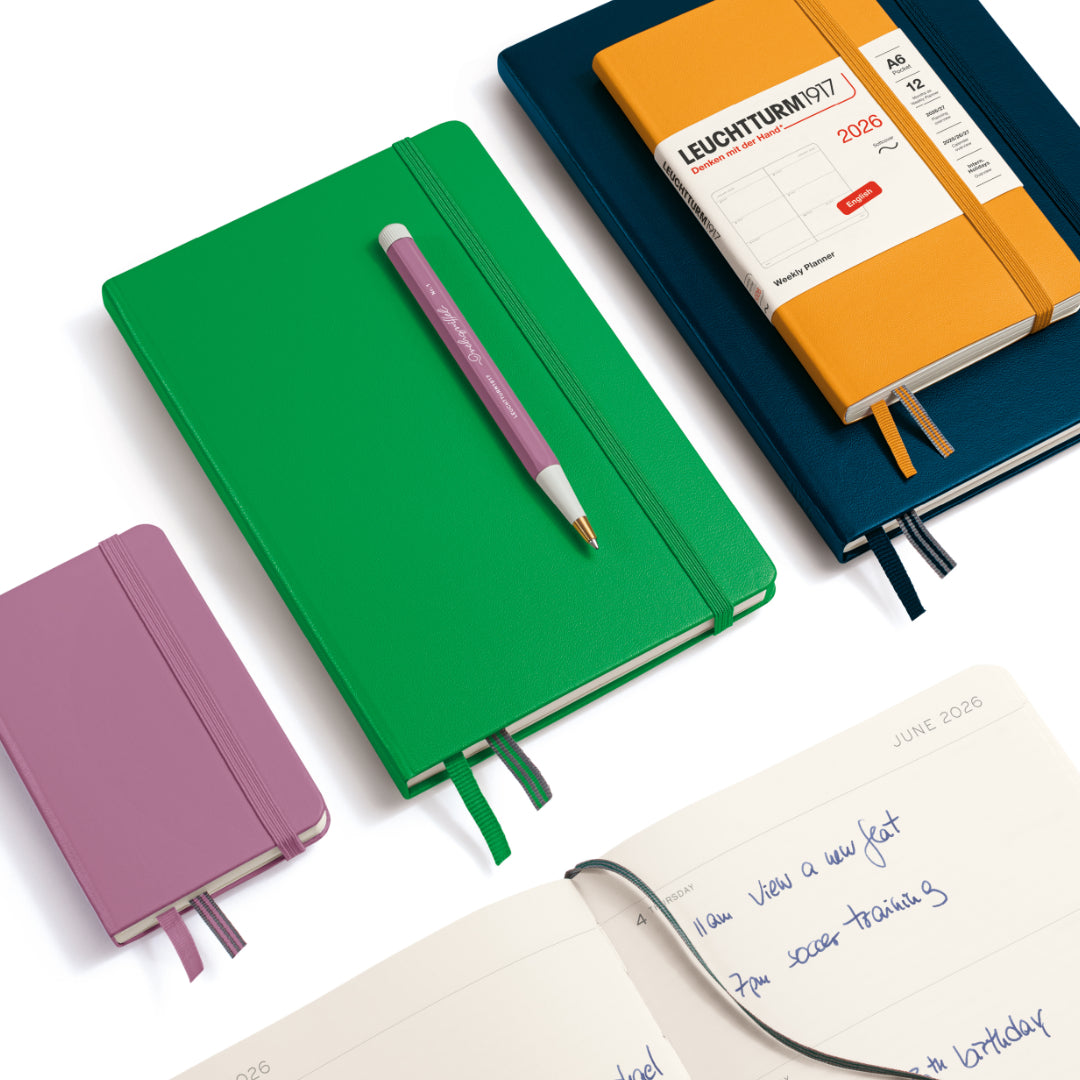 Weekly Planner & Notebook Dotted Medium (A5) 2026