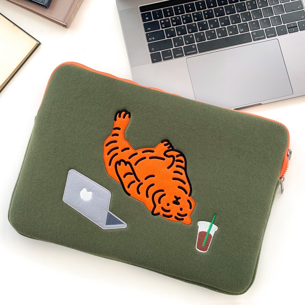 Lazy Tiger Laptop/Tablet Pouch